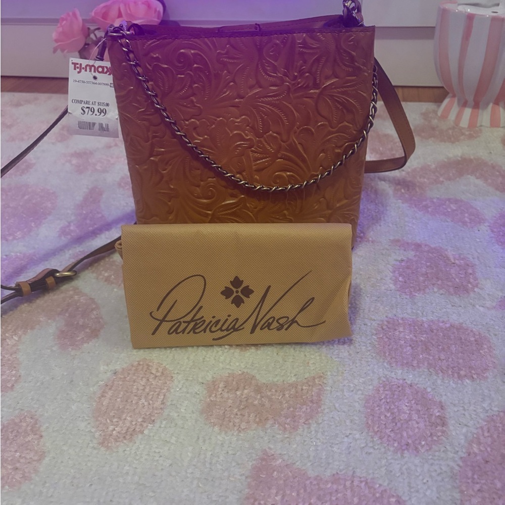NWT Patricia Nash Brown Embossed Leather Bag
